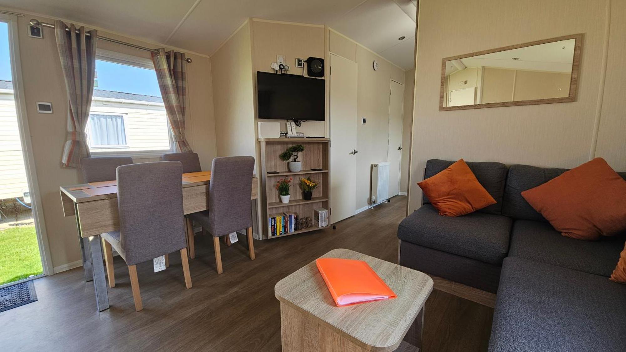 Kp Holiday Home Corton  Exteriör bild